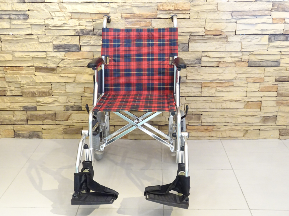 介護用品　車椅子