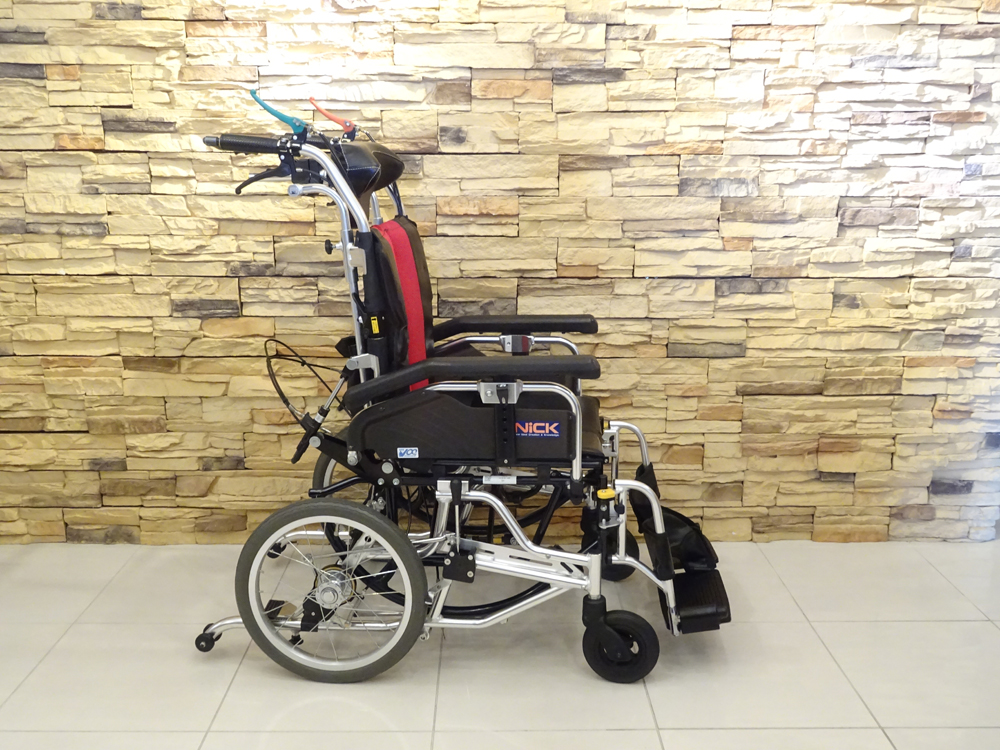 介護用品　車椅子