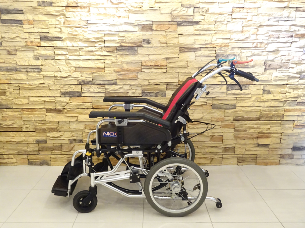 介護用品　車椅子
