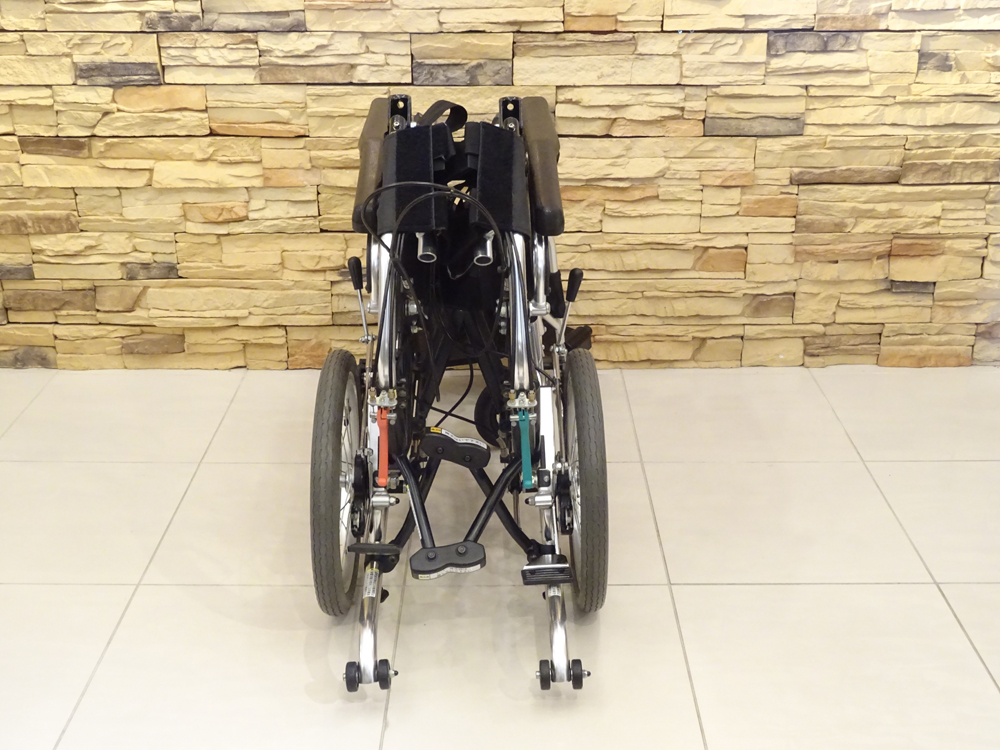 介護用品　車椅子