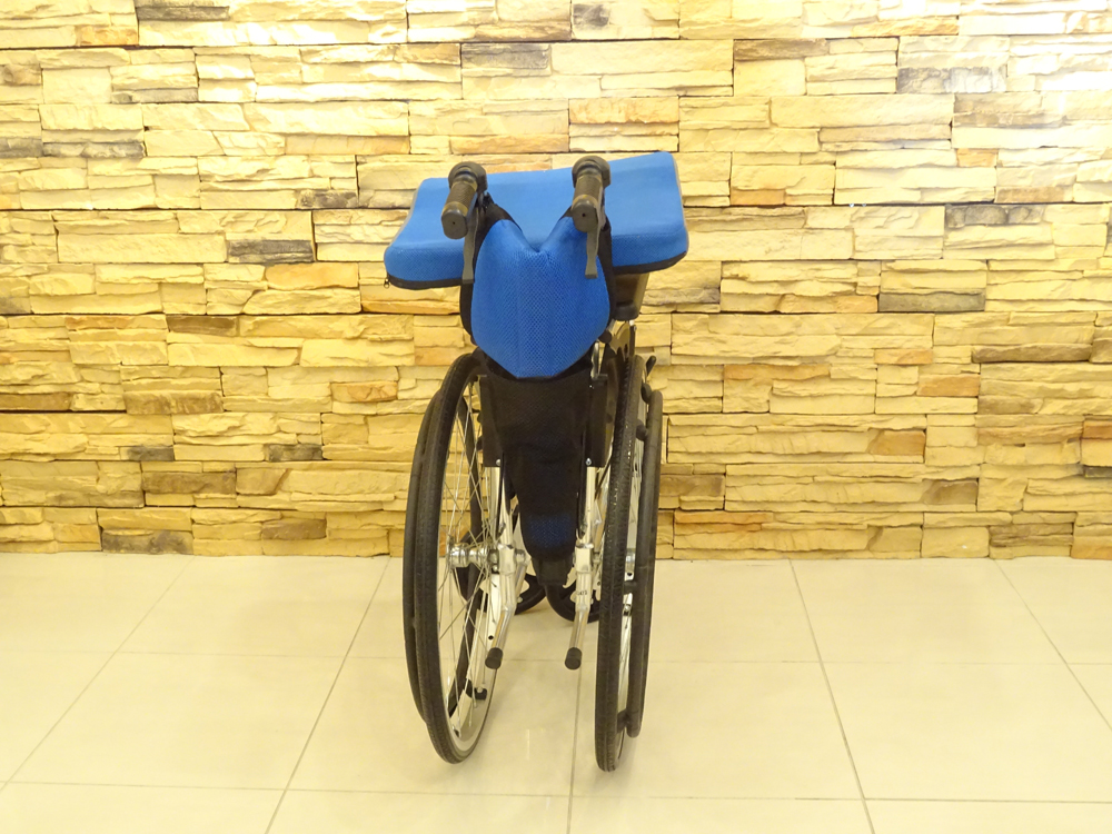 介護用品　車椅子