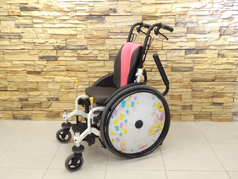 介護用品　車椅子