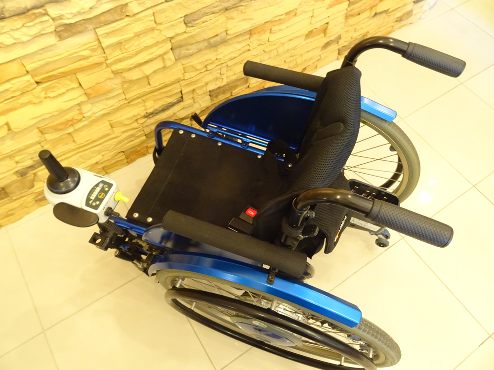 介護用品　車椅子