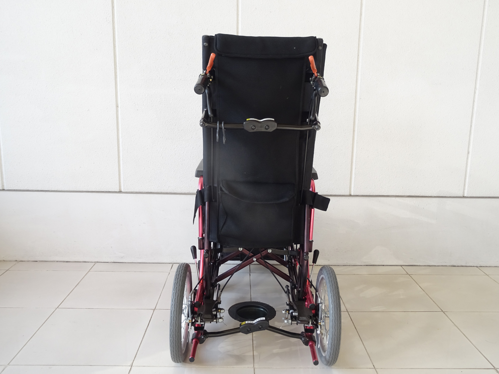 介護用品　車椅子